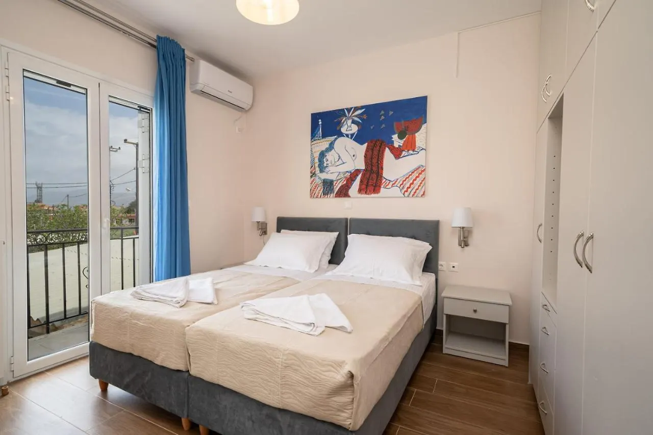 Ilias Apartments サミ