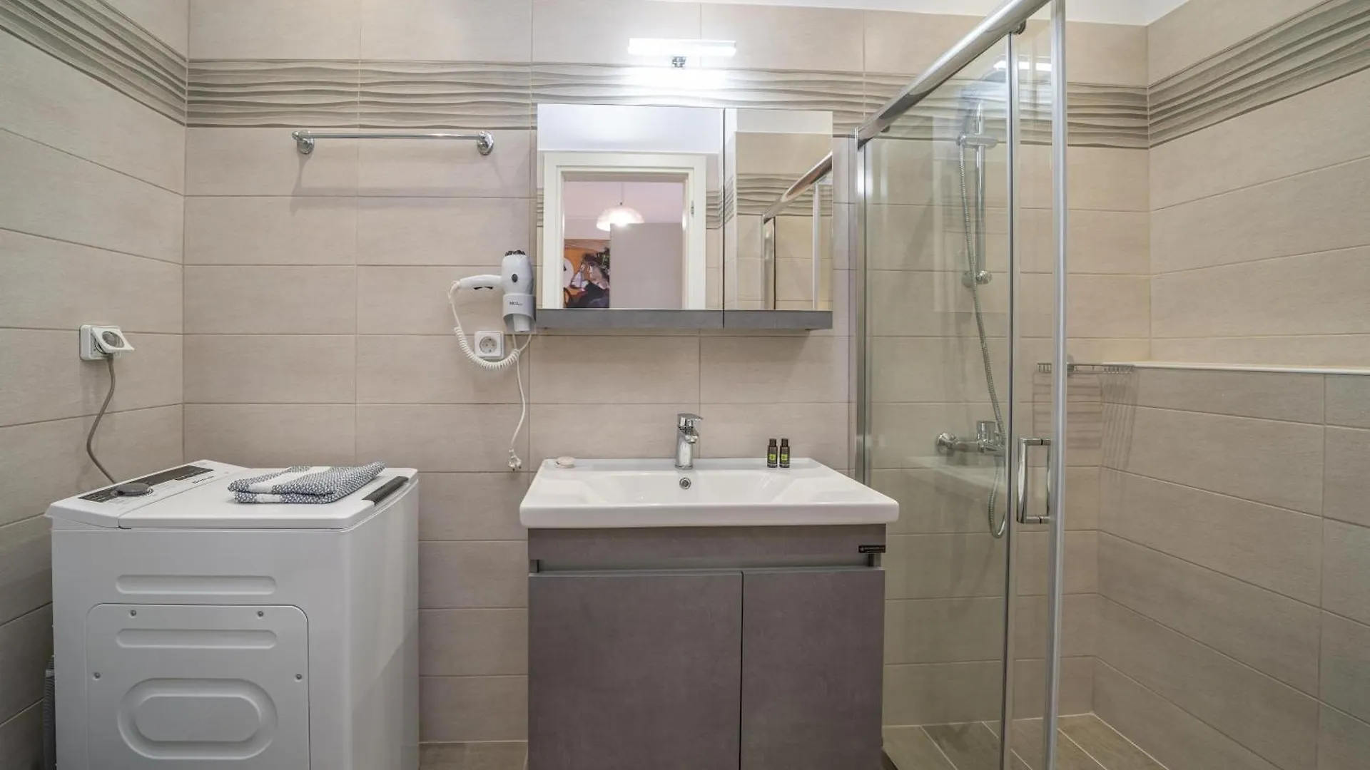 Ilias Apartments サミ