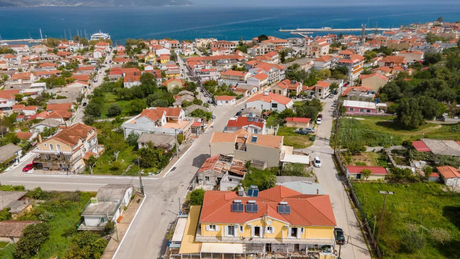 Ilias Apartments サミ